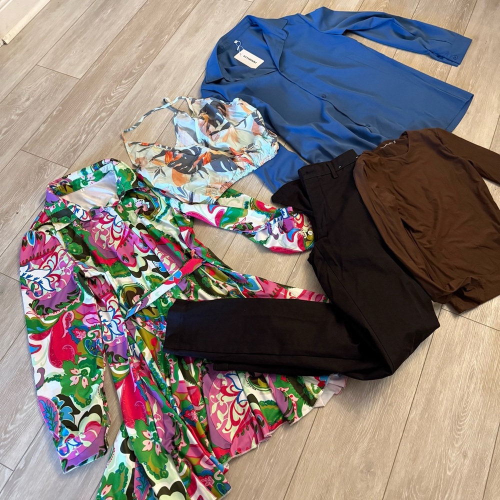 5 piece reseller bundle Colorful Floral Wrap Dress Tops blouses pants A&F Uniqlo - Picture 2 of 15